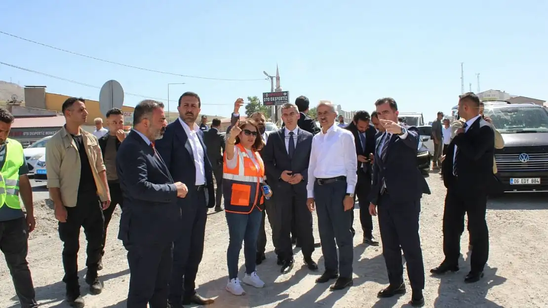 Tatvan Karşıyaka Kavşağı'nda Detaylı İnceleme Yapıldı
