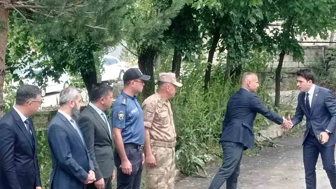Tekman'a atanan Kaymakam Hüseyin Demirkol görevine başladı, karşılama töreni düzenlendi.