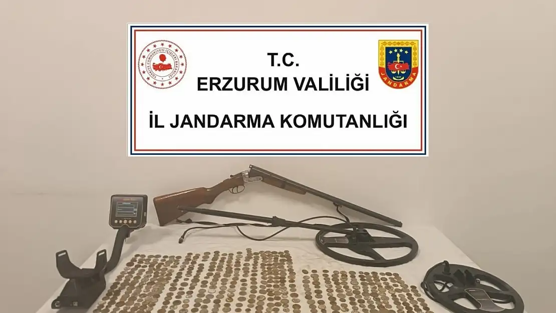 Tekman'da Jandarma Operasyonuyla 615 Tarihi Sikke ve Silah Ele Geçirildi!