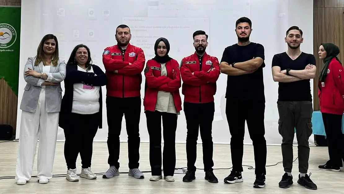 TEKNOFEST Şampiyonları, Iğdır Üniversitesi'nde Gençlerle Buluştu