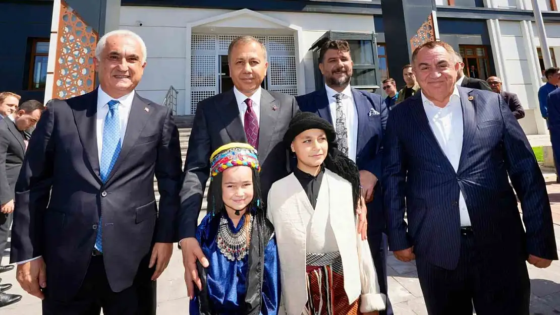 Terörsüz Türkiye vurgusu: Ali Yerlikaya, 'Birlik ve kardeşlik eşiğindeyiz' dedi.