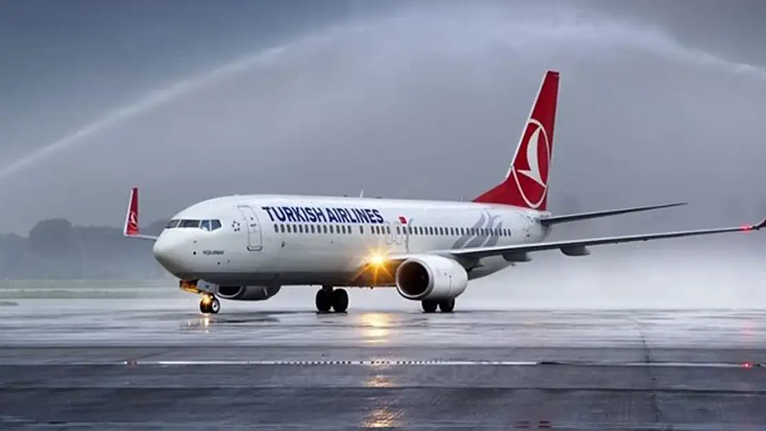 THY, olumsuz hava koşulları nedeniyle seferlerini iptal etti