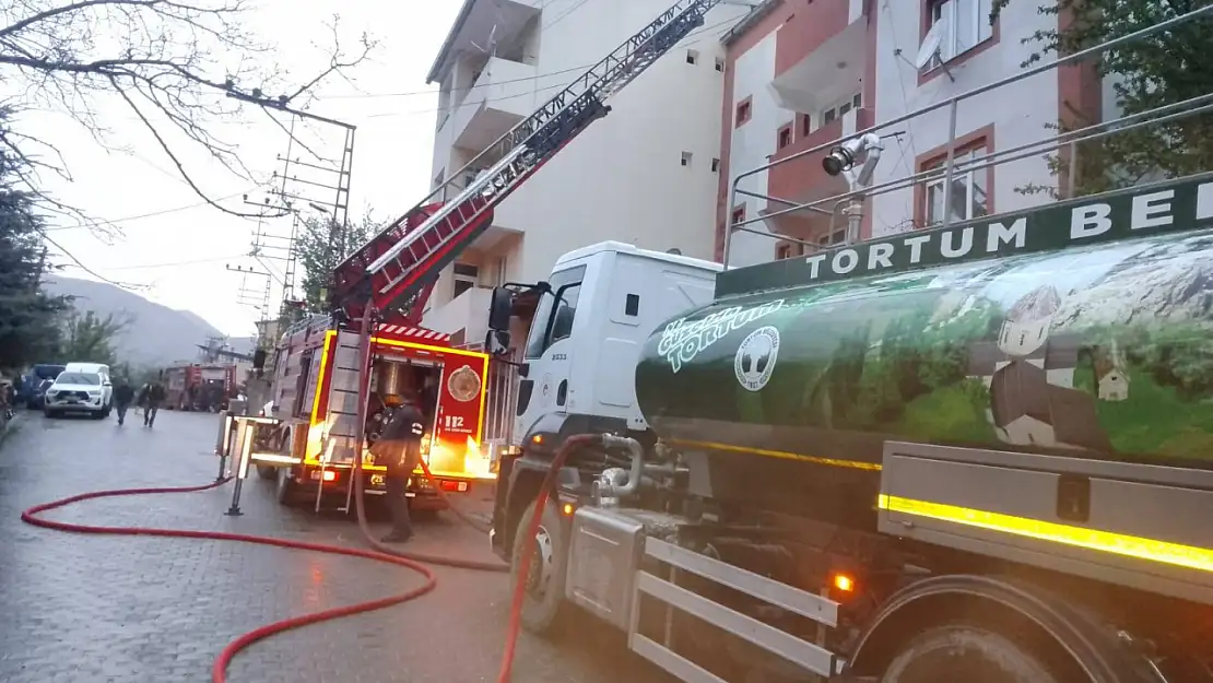 Tortum Belediyesi'nden Şenyurt Mahallesi'ndeki Yangınla İlgili Açıklama