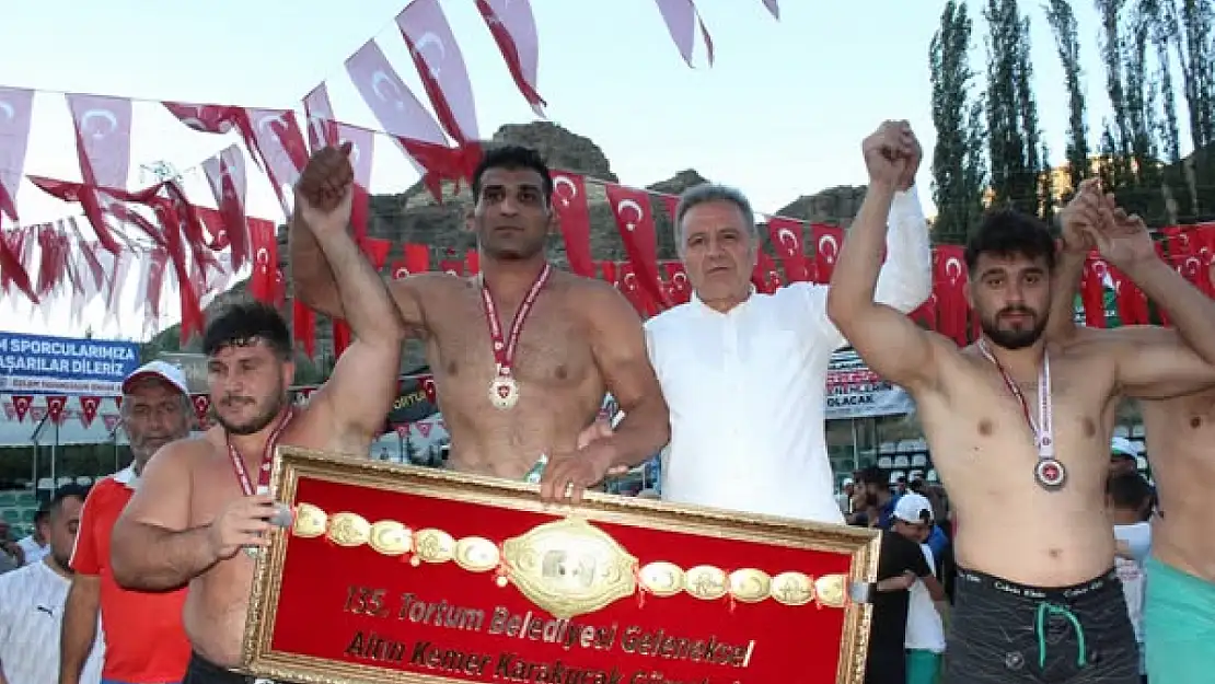 Tortum'da 135. Altın Kemer Karakucak Güreş Festivali Coşkuyla Tamamlandı
