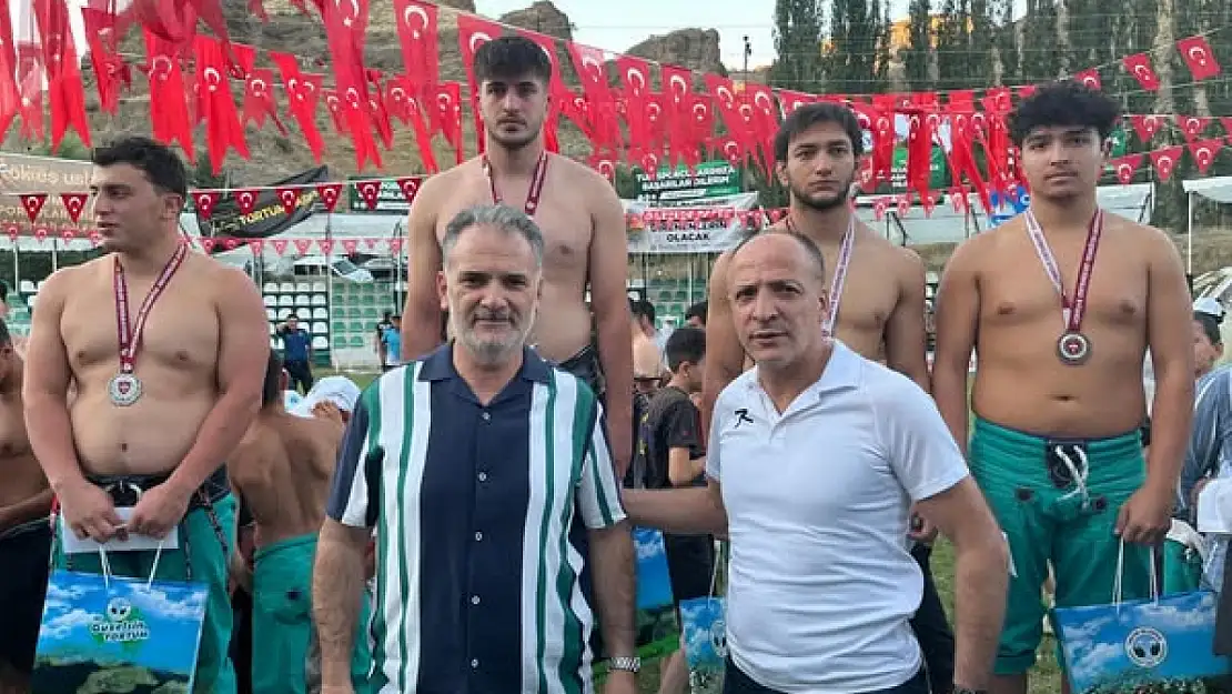 Tortum'da 135. Altın Kemer Karakucak Güreş Festivali Coşkuyla Gerçekleşti