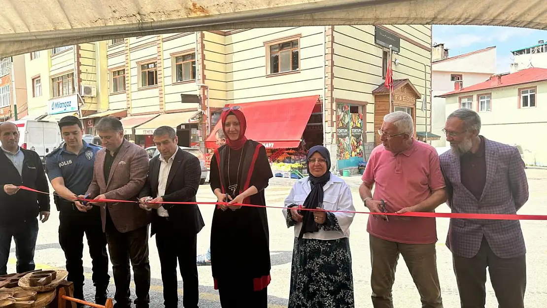Tortum'da Geleneksel El Sanatlarıyla Kültürel Zenginlikler Tanıtıldı