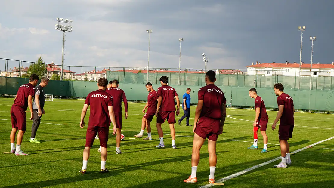 Trabzonspor'un Erzurum'daki Hazırlık Kampı Resmen Başladı