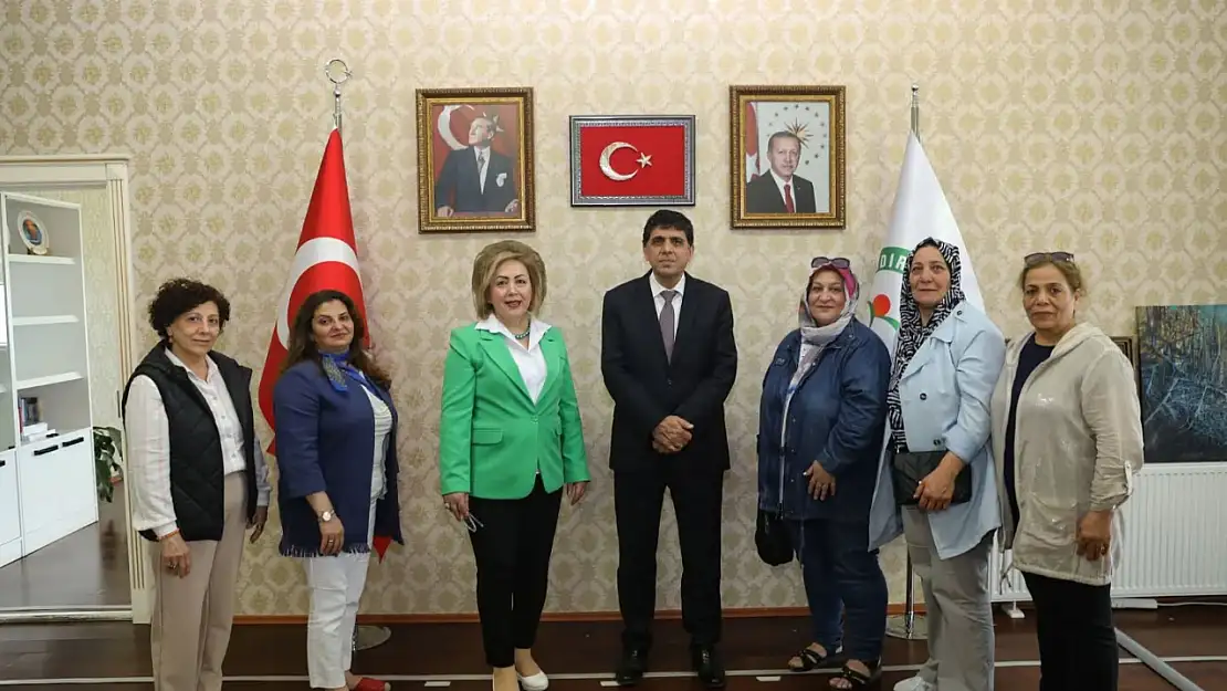 Türk Anneler Derneği'nden Rektör Alma'ya Ziyaret