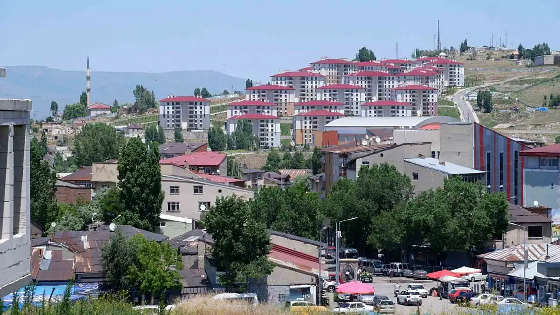 Türkiye'de konut satışları 5,8 artışla 107 bin 723'e ulaştı, Erzurum 29. sırada yer aldı.