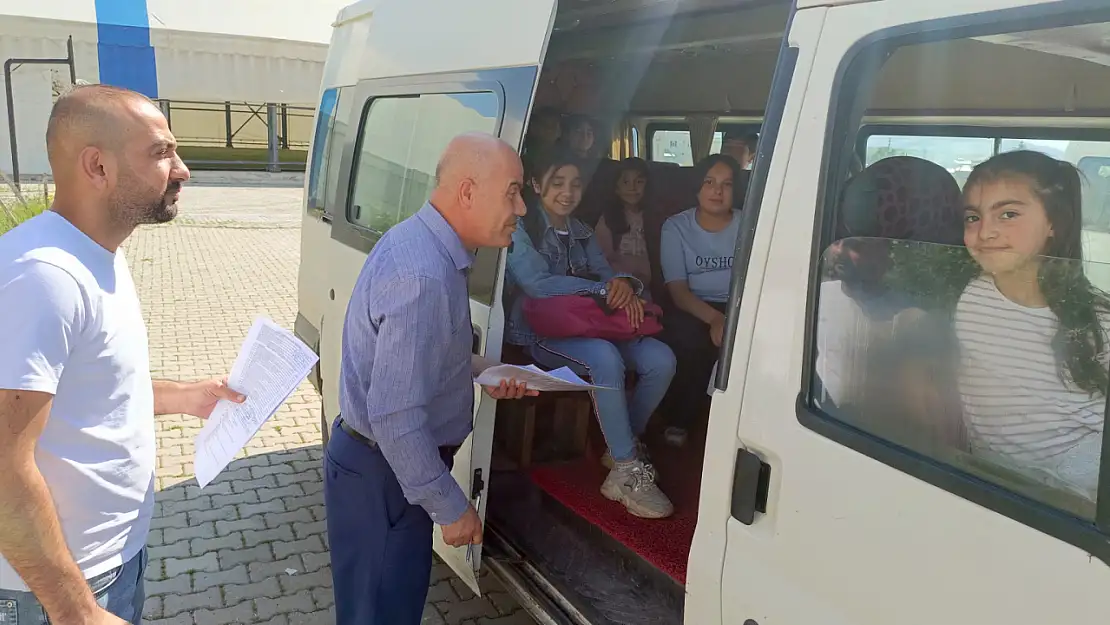 Taşlıçay'da taşımalı eğitim servisleri sıkı takipte