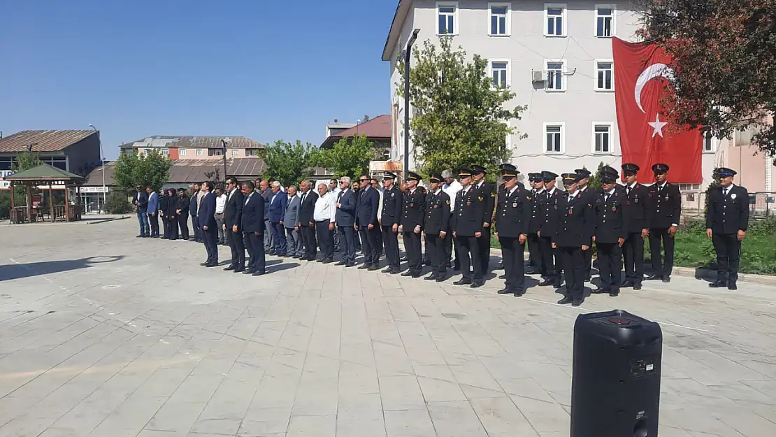 Tutak'ta Zafer bayramı etkinliklerle kutlandı