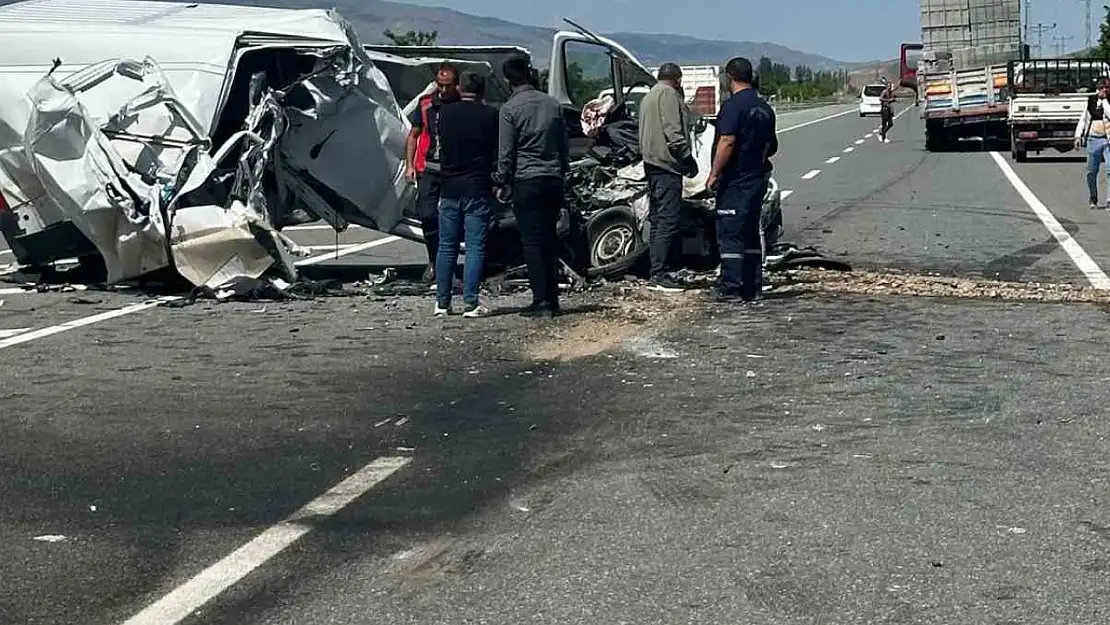 Tuzluca'da trafik kazası: Bir kişi ağır yaralandı, soruşturma başlatıldı