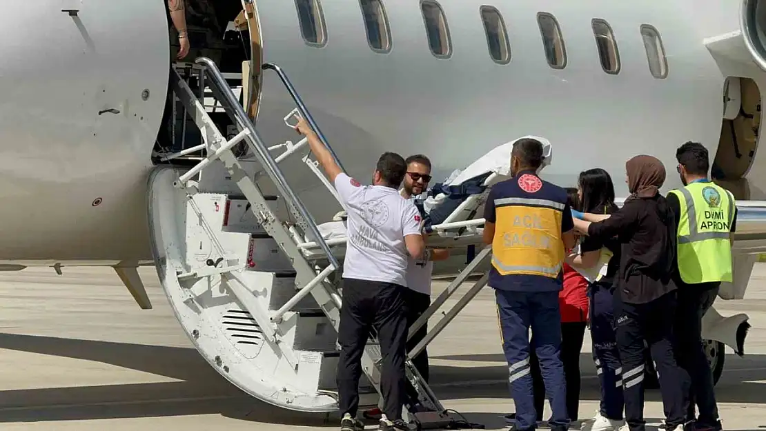 Uçak ambulans Ağrı'dan havalandı acil müdahale hayat kurtardı