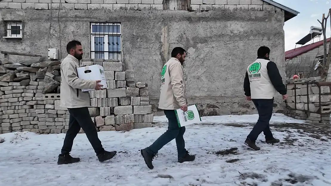 Umut Kervanı Ağrı Derneği ramazan ayında binlerce aileye ulaşacak