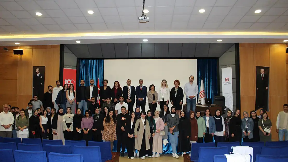 ÜNİDES Kapsamında Yaş Ayrımcılığı Temalı Seminer Düzenlendi