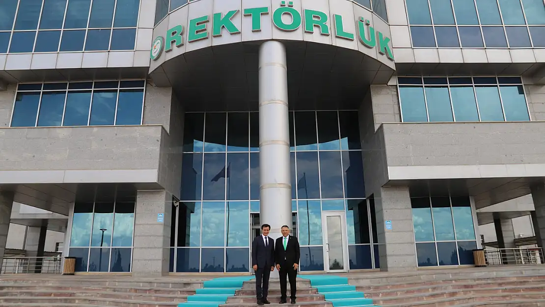 Üniversiteler Arası İşbirliği: Iğdır, Kars ve Ardahan Rektörleri Bir Araya Geldi