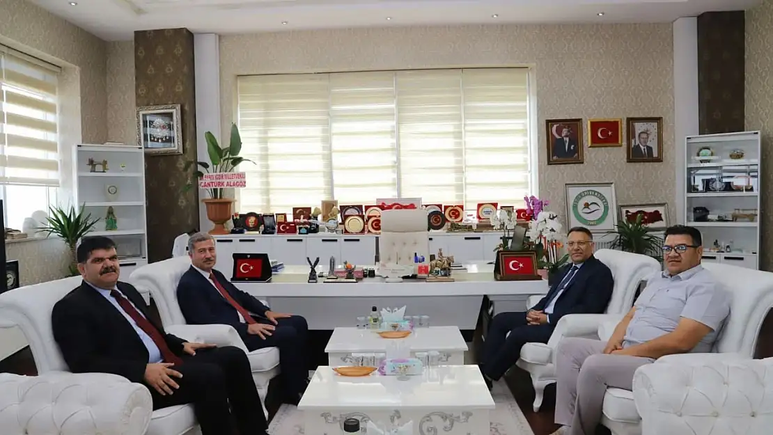 Üniversiteler Arasında İşbirliği: Rektörlerden Ortak Proje Vurgusu