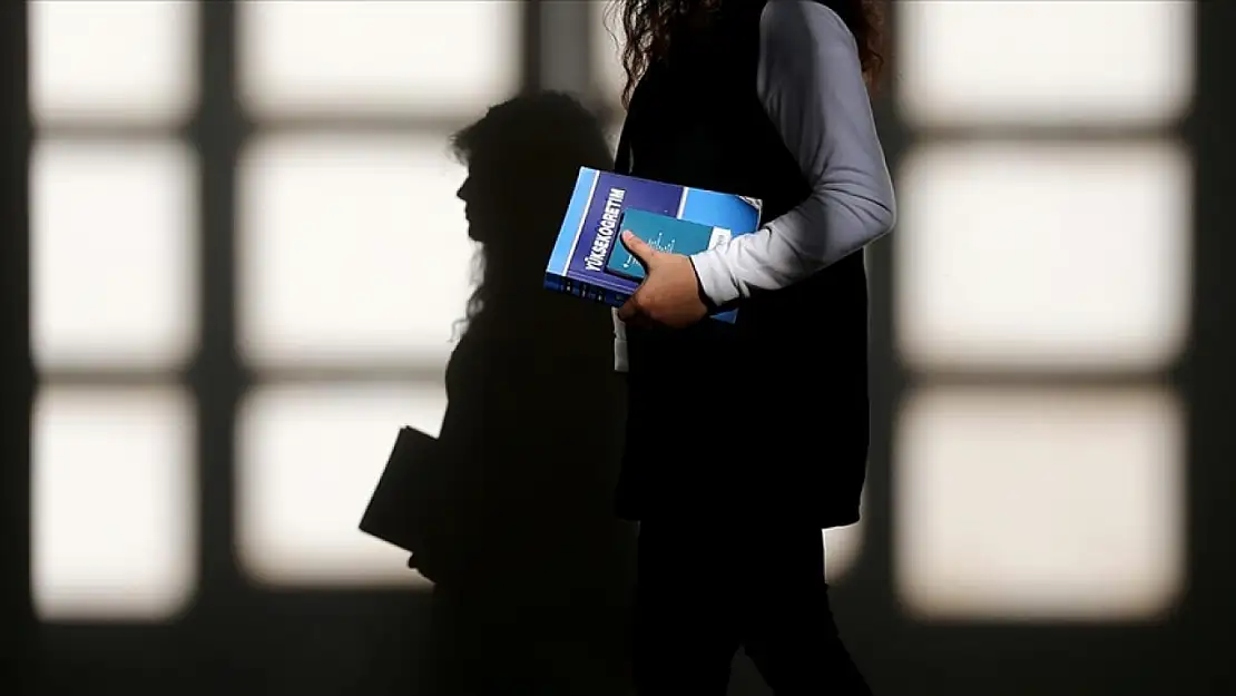 Üniversitelerde uzaktan ve ikinci öğretim ücretleri netleşti