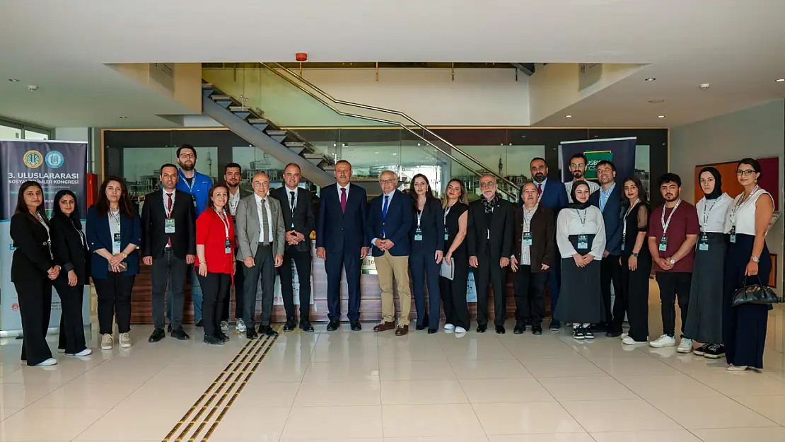 USBK'25 Tamamlandı: 'Bilim İçin Aile' Temasıyla Bilgi ve Değer Gelecekle Buluştu