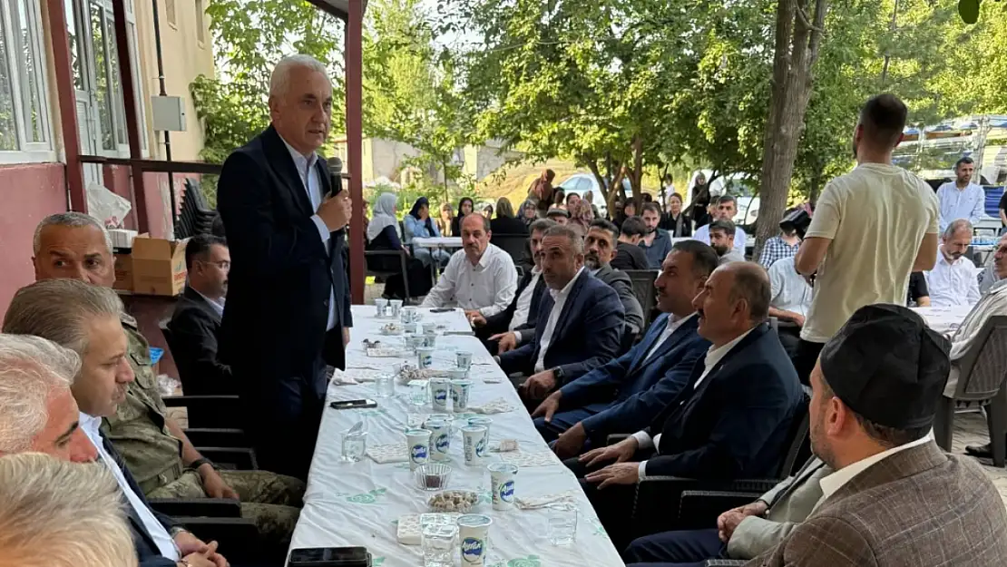 Vali Avni Çakır, Pençe-Kilit Harekâtı Şehidimiz İçin Düzenlenen Mevlit Programına Katıldı