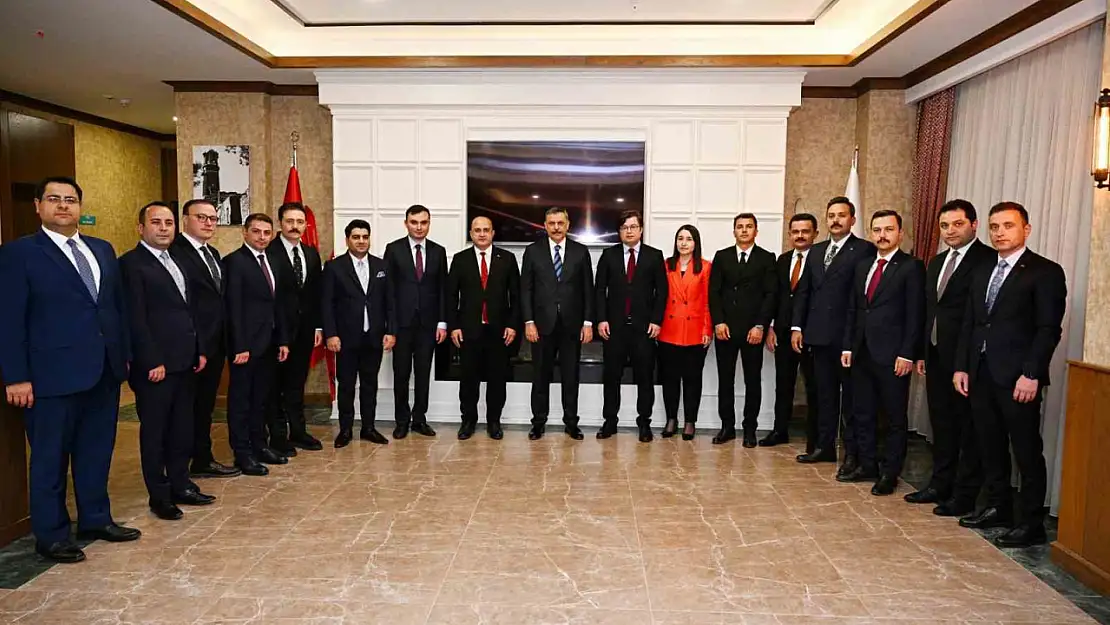 Vali Çiftçi'den Kaymakam ve Vali Yardımcılarına Özel Veda Buluşması