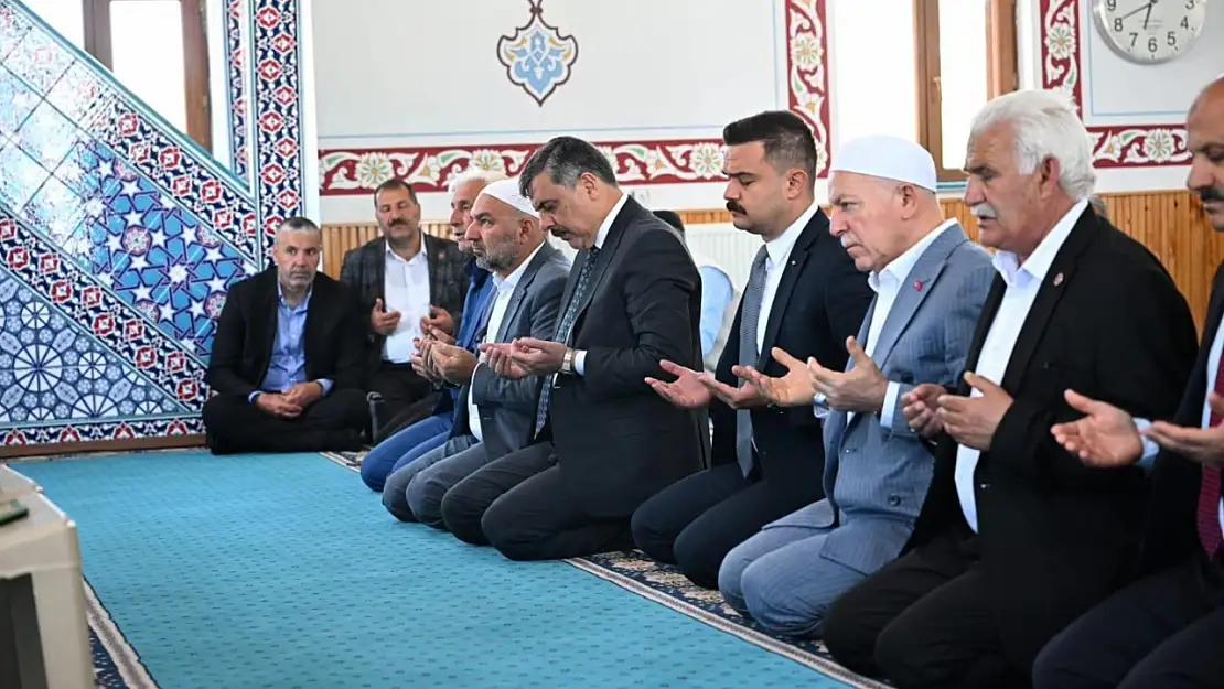 Vali Çiftçi ve Başkan Sekmen, Anlamlı Mevlit Programında Bir Araya Geldi