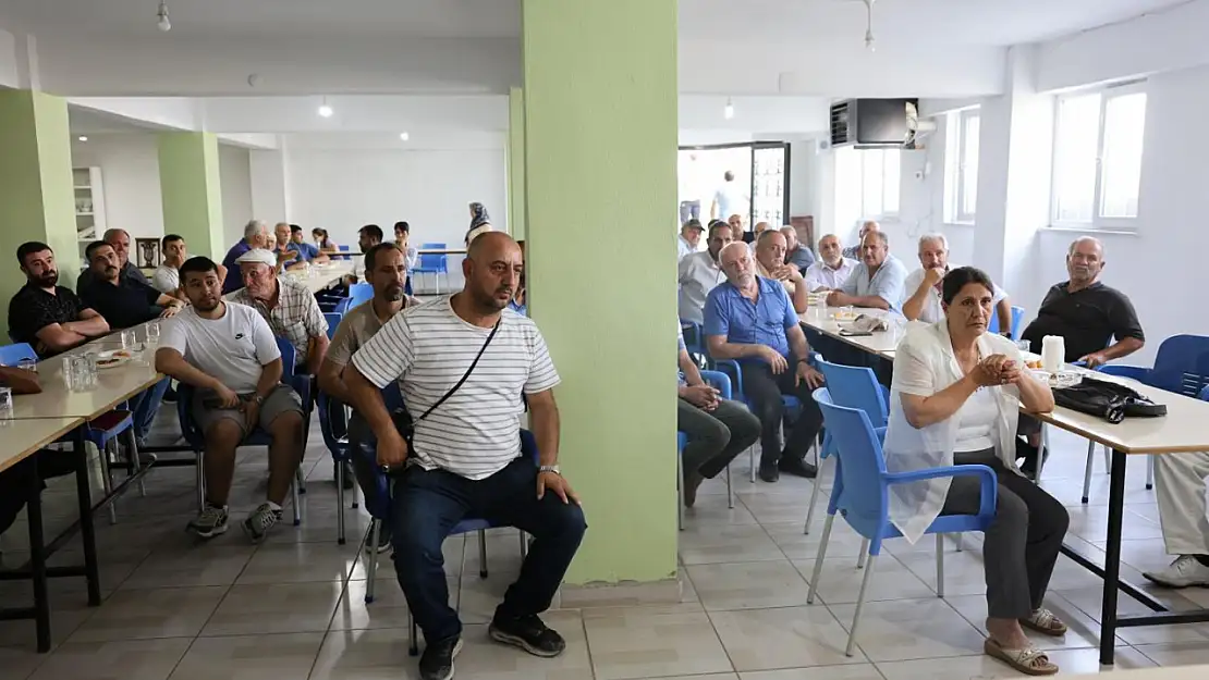 Vali Ercan Turan, Pir Sultan Abdal Mahallesi'nde Vatandaşlarla Buluştu