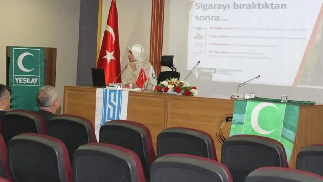 Van Adliyesi'nde Bağımlılıkla Mücadele Semineri Düzenlendi