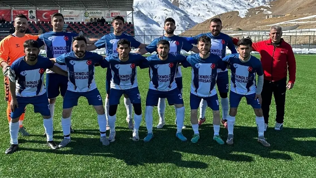 Van Başkale Gençlikspor'dan Bostaniçispor'a gol yağmuru