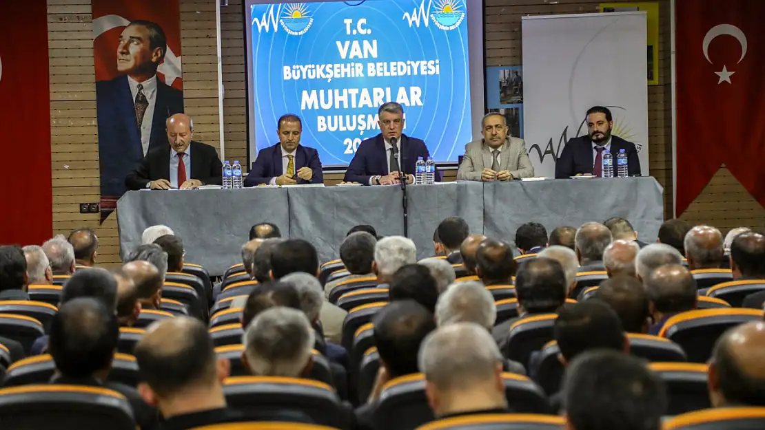 Van Büyükşehir Belediyesi Mahalle Muhtarları Toplantılarını Tamamladı