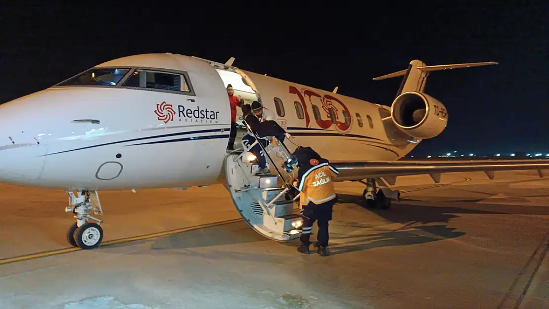 Van'da 4 günlük hasta bebek ambulans uçakla İstanbul'a sevk edildi