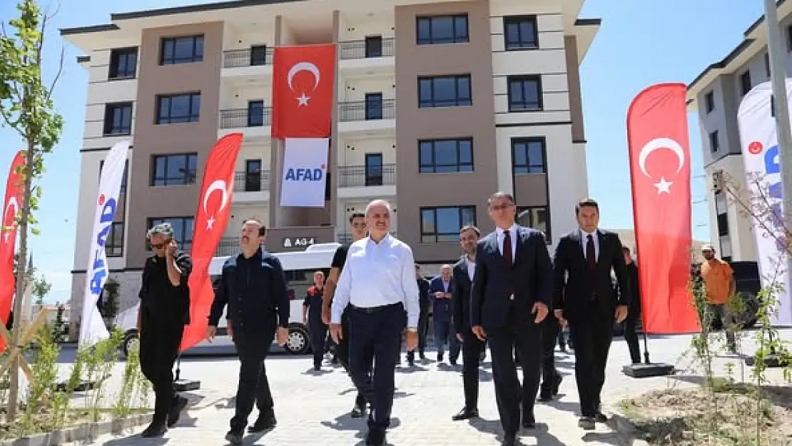 Van'da Afet Konutları İncelendi: Bakan Yardımcısı Karaloğlu, Vali Balcı ve AFAD Başkanı Pehlivan Sahada