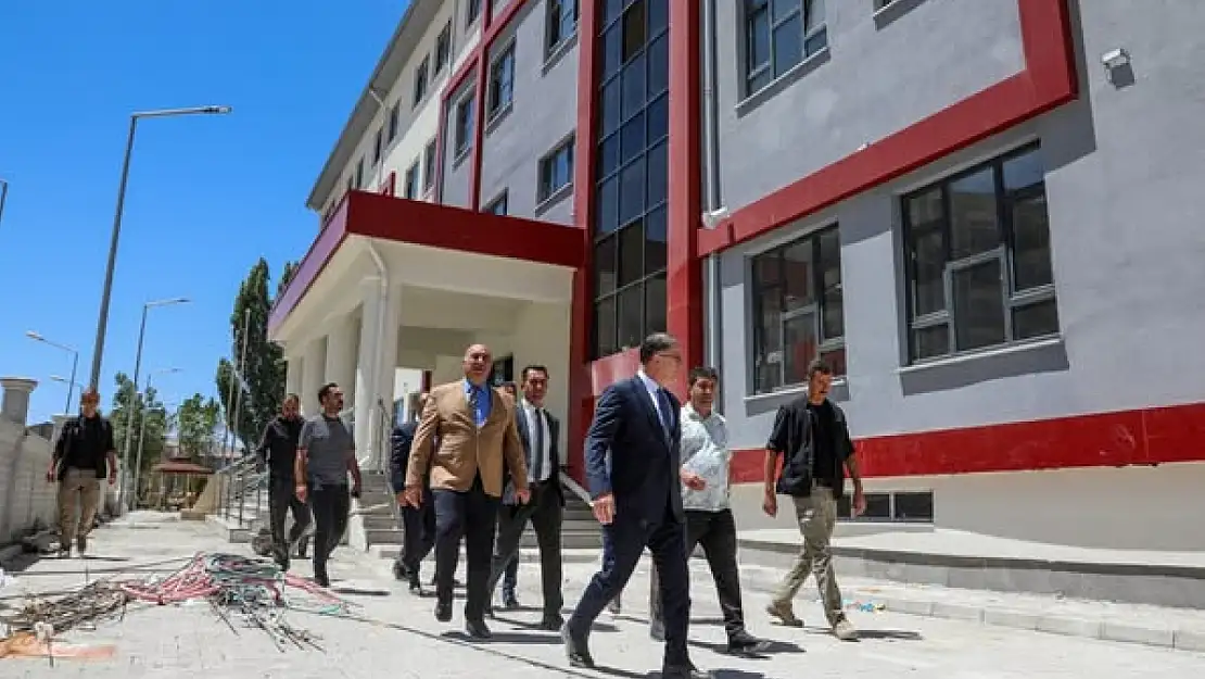 Van'da Eğitime Büyük Yatırım: Son 3 Yılda 246 Yeni Okul Kazandırıldı