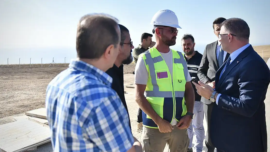 Van'da Güneş Enerji Santrali Çalışmaları Hızla Devam Ediyor