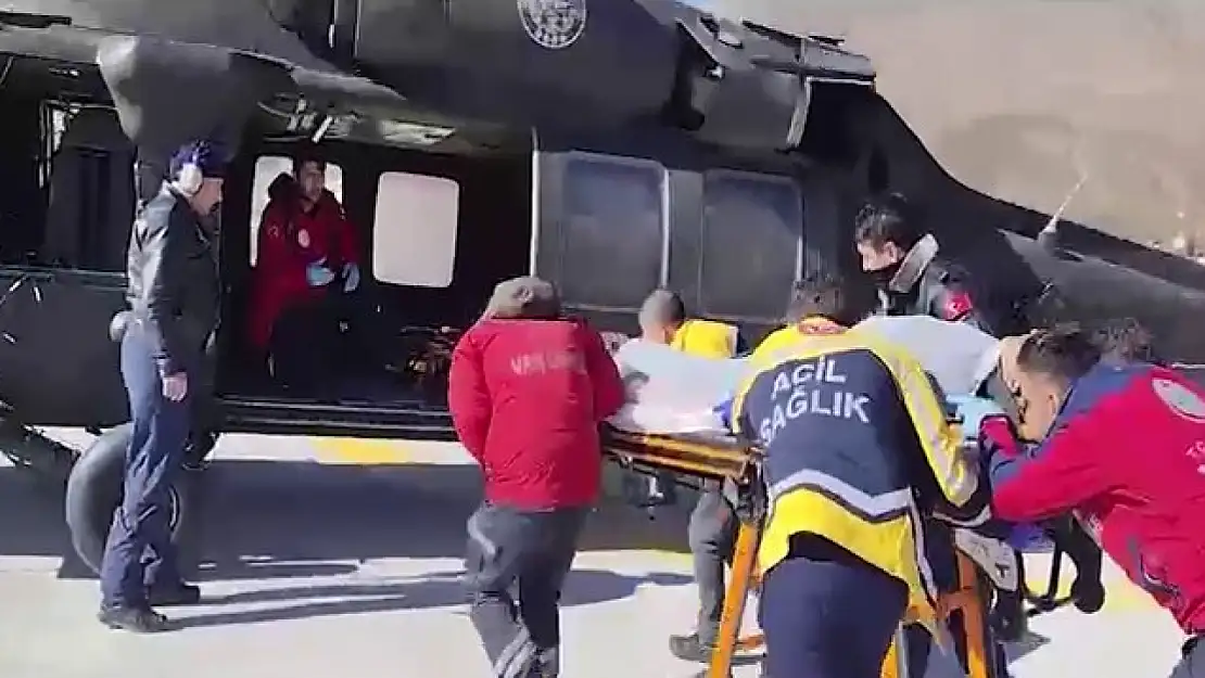 Van'da kalp krizi geçiren hasta için helikopter havalandı