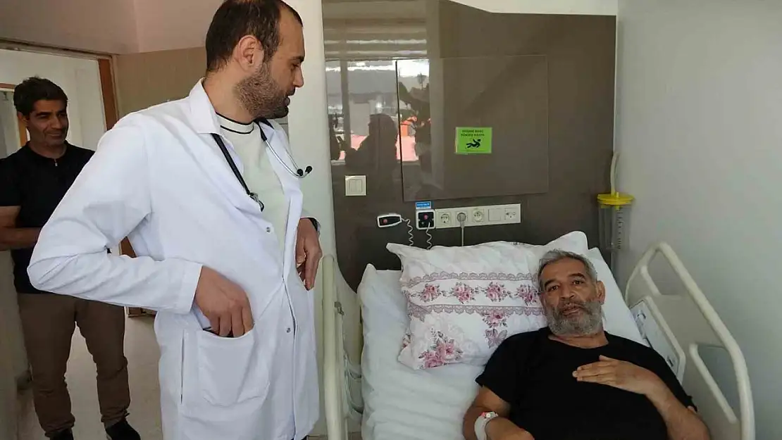 Van'da kalp krizi geçiren iki kişi, başarılı ameliyatla hayata döndü!