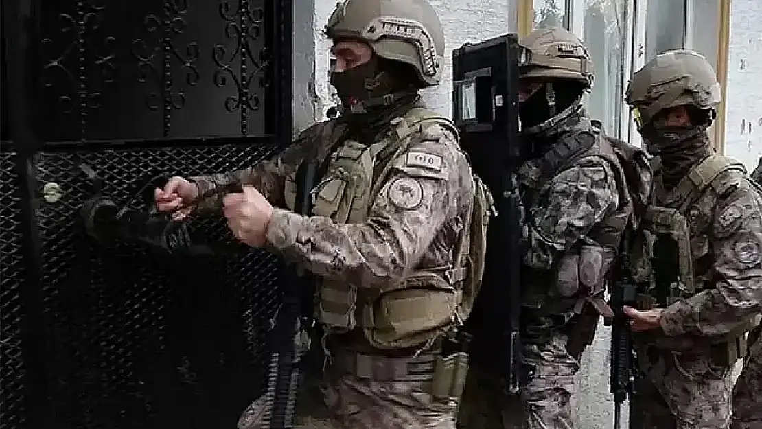 Van'da PKK/KCK terör örgütü soruşturmalarında 2 şahsa yasal işlem yapıldı