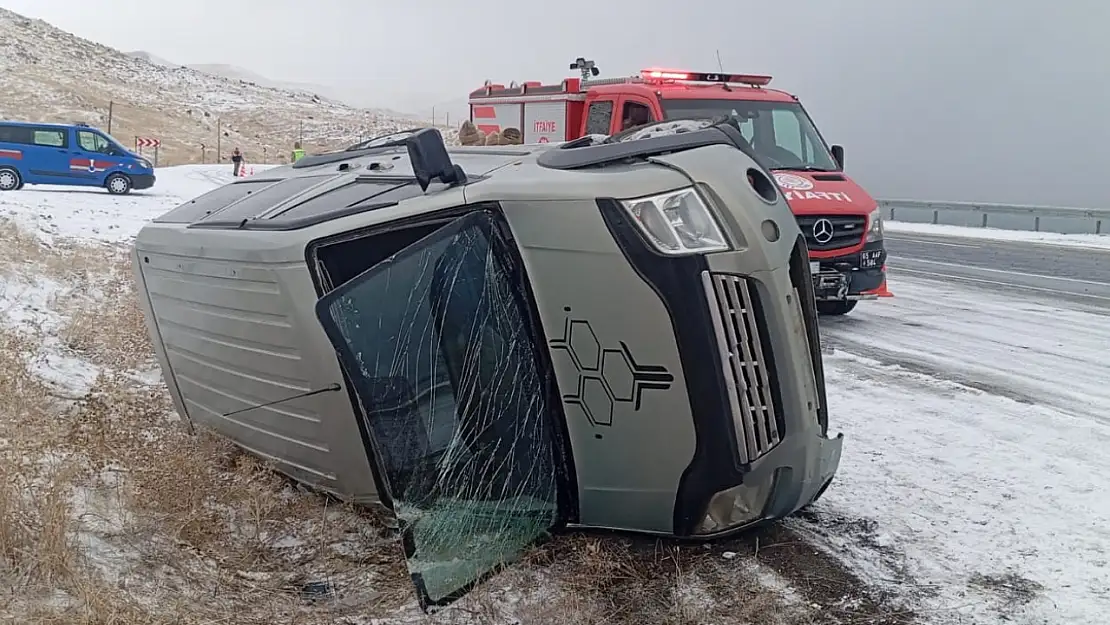 Van'da trafik kazası: 3 yaralı