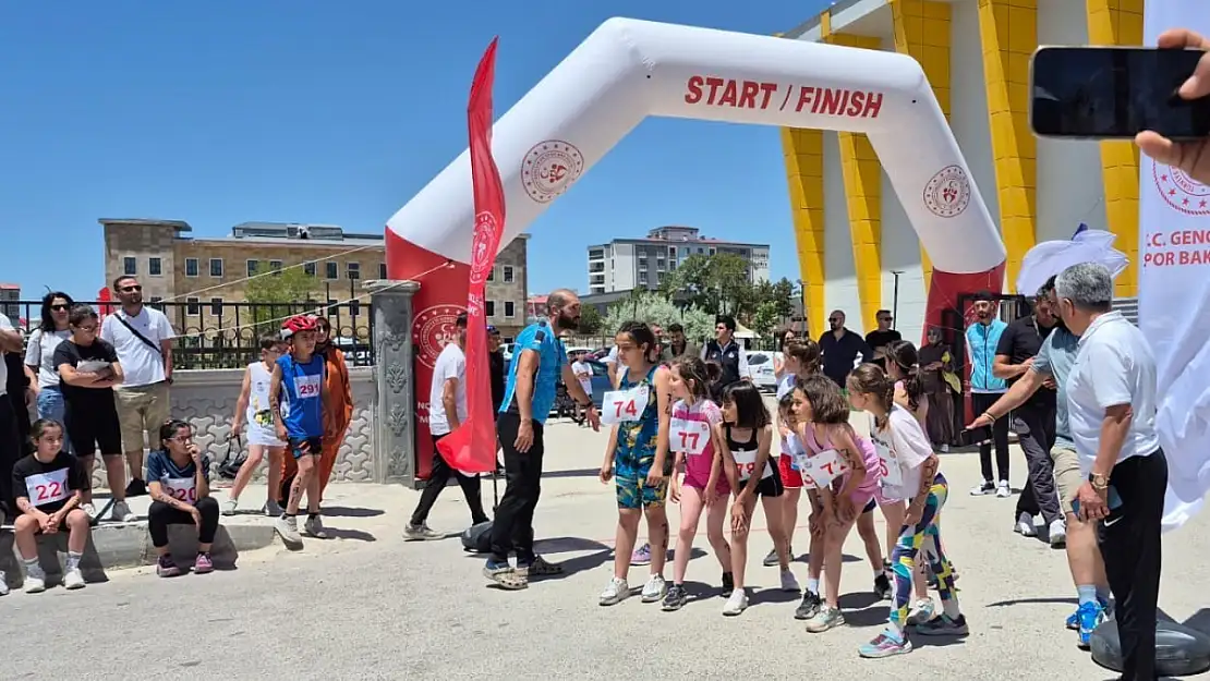 Van'da Türkiye Duatlon Federasyonu 14. Bölge Yarışmaları Gerçekleştirildi