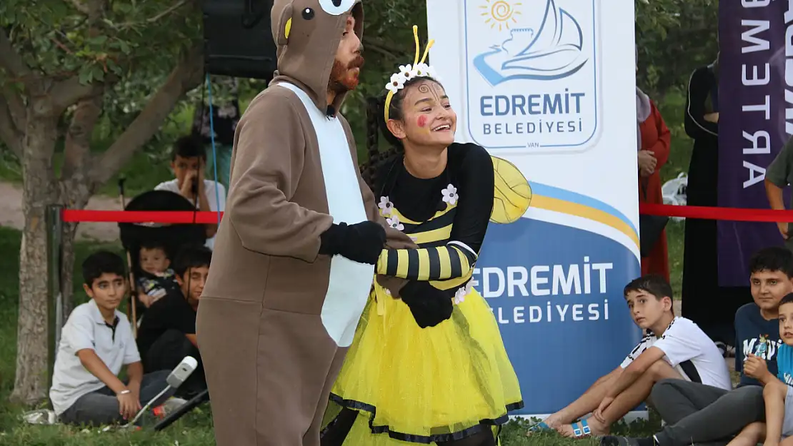 Van Edremit'te Çocuklara Yönelik Tiyatro Etkinlikleri Eminpaşa Mahallesi'nde Devam Etti