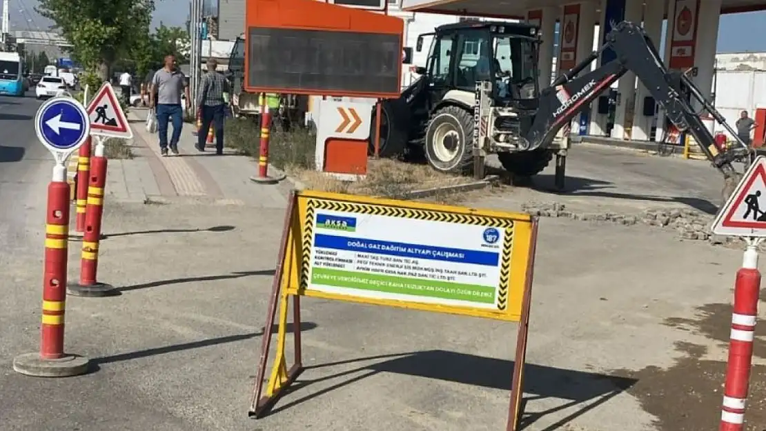 Van Edremit'te Doğalgaz Altyapı Çalışmaları Hız Kazandı, Mahalleler Daha Konforlu Hale Gelecek