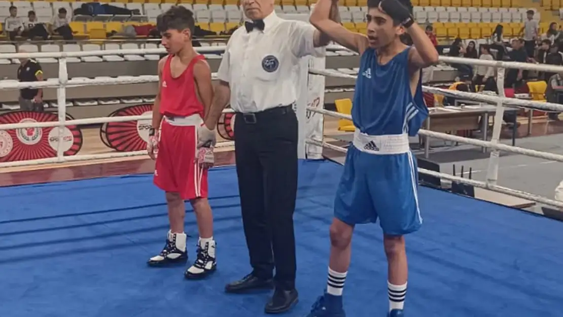 Van Edremitli Sporculardan Türkiye Boks Şampiyonası'nda Büyük Başarı