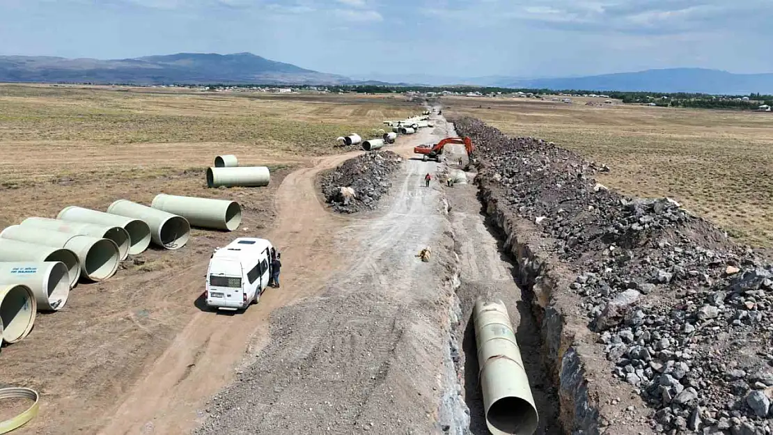 Van Erciş'te Pay Sulaması Projesi'nde İlerleme: Tamamlanma Oranı Yüzde 36'ya Ulaştı