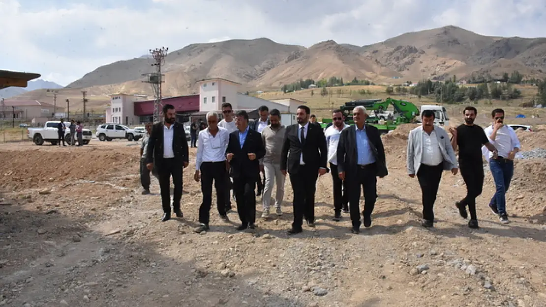 Van Milletvekili Türkmenoğlu, Başkale'deki Yatırımları Yerinde İnceledi