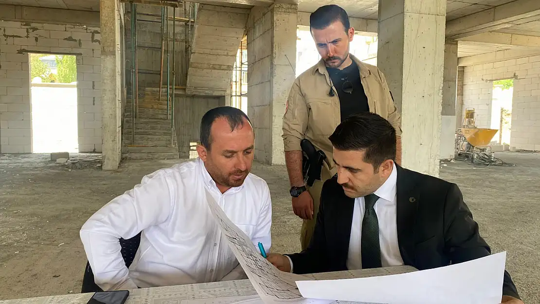 Van Özalp'te Yeni Hükümet Konağı İnşaatı Devam Ediyor