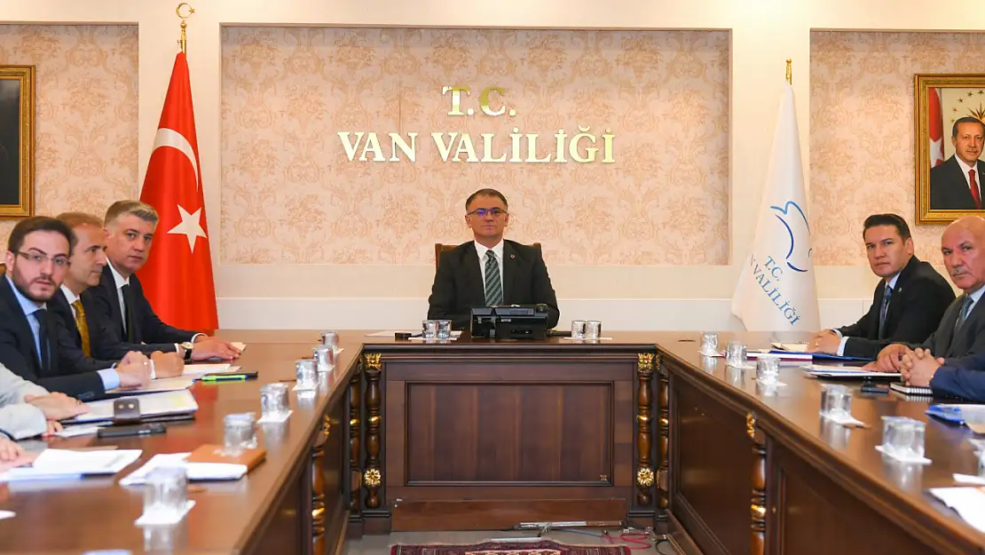 Van Valiliğinde Geniş Katılımlı Yatırım Değerlendirme Toplantısı Gerçekleştirildi