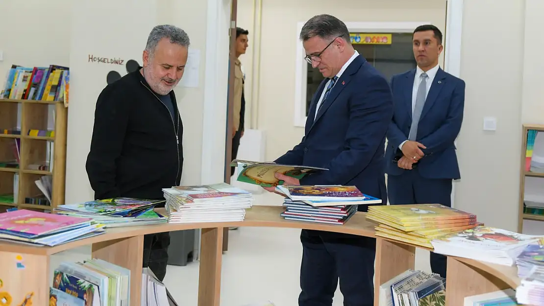 Van Valisi Ozan Balcı'dan Van Gölü Anaokulu'na Ziyaret