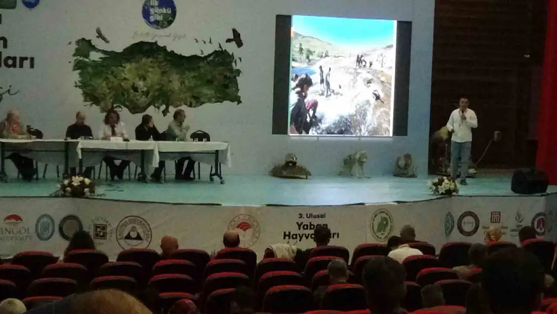 Van YYÜ'den uyarı: Ekonomik türler tehlikede, avcı sayısı artıyor!