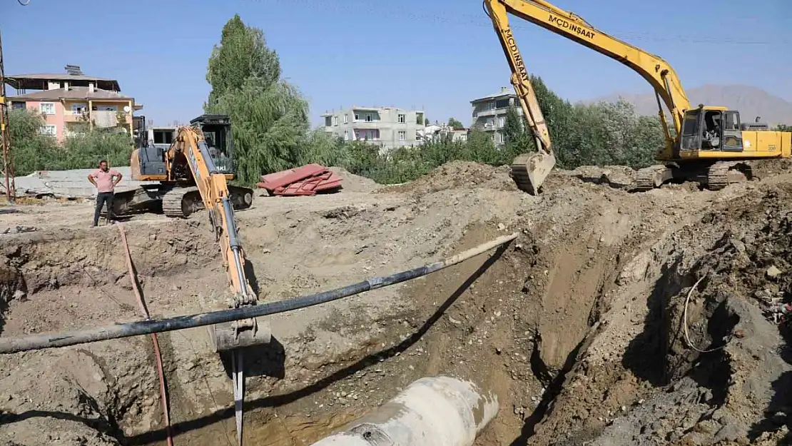 VASKİ, Ana Su Hattındaki Arızayı Giderme Çalışmalarına Hızla Devam Ediyor!