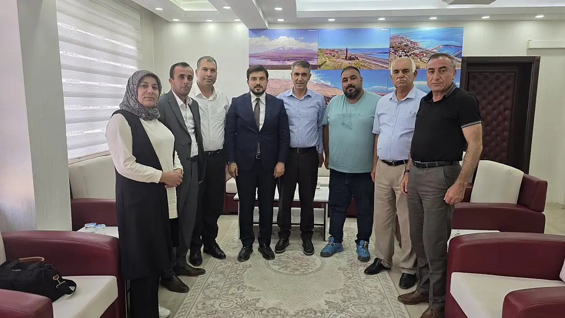 Yerel Yönetimlerin İş Birliği: Adilcevaz'da Hizmet Kalitesi İçin Önemli Ziyaret Gerçekleşti